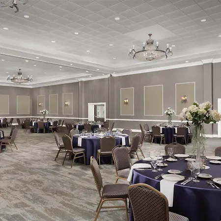 Virginia Crossings Hotel, Tapestry Collection By Hilton-3